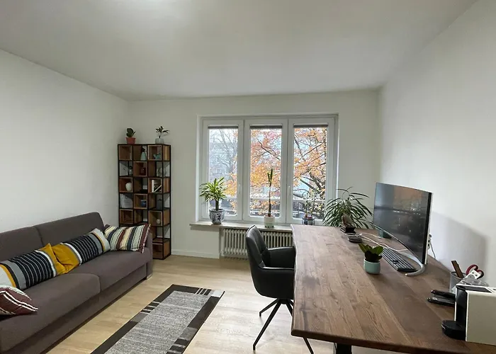 Schoene Naehe Von Hbf Und Alstersee Appartement